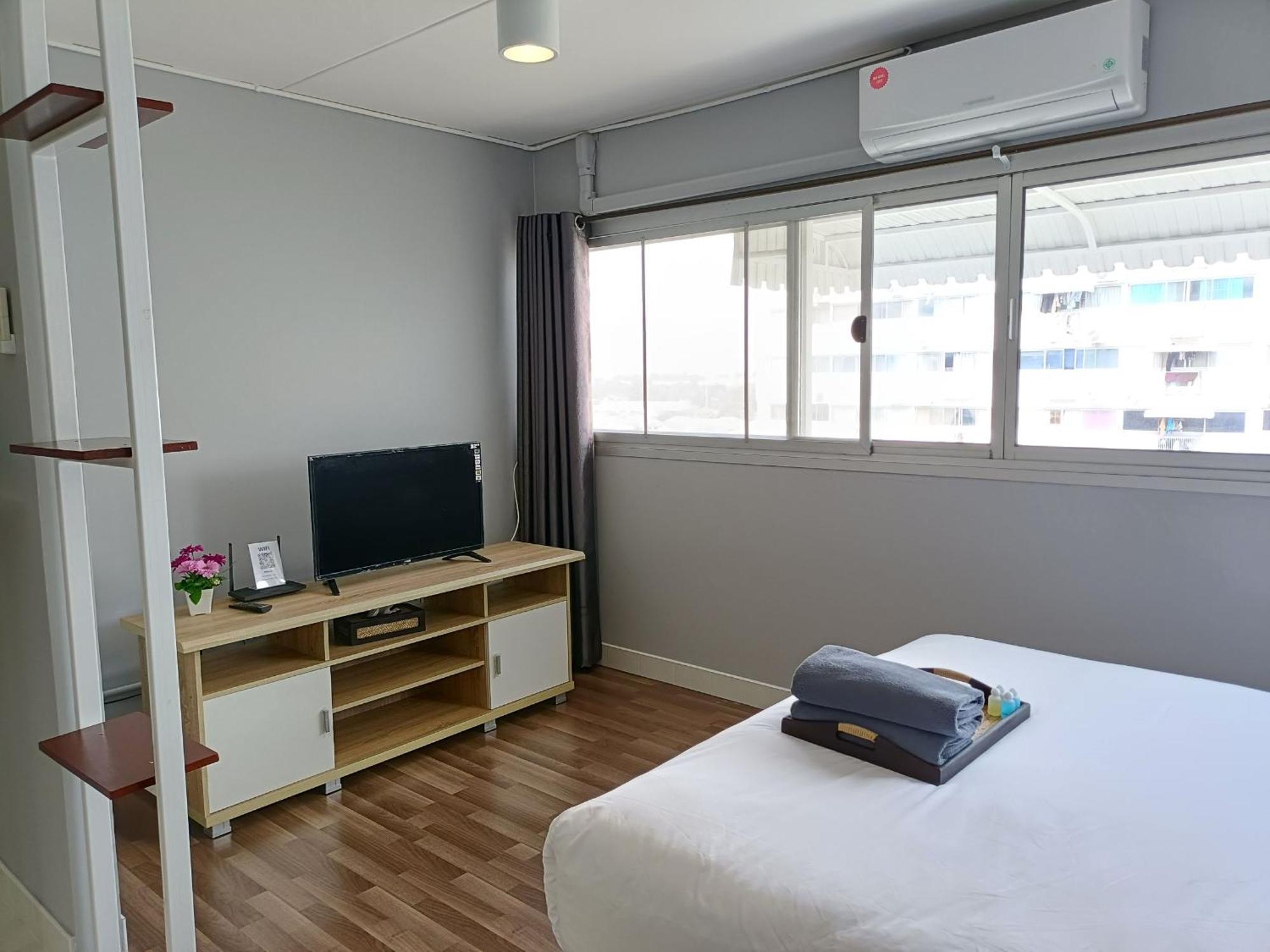 Dhiresidence At Impact,muangthongthani 公寓