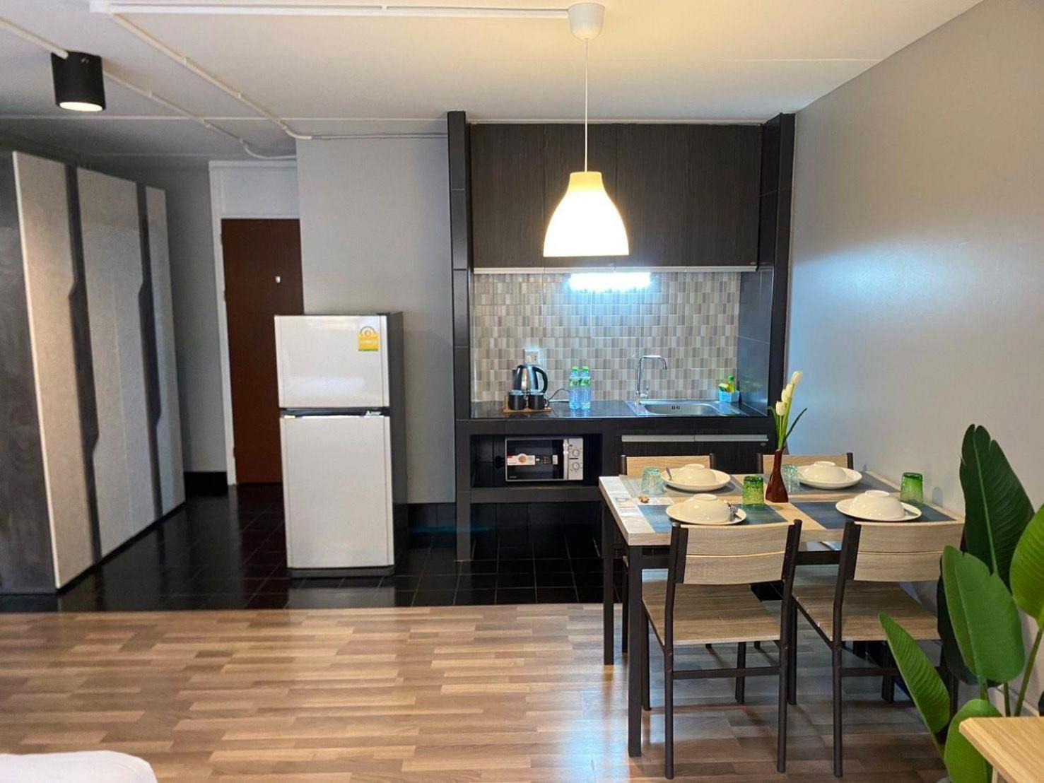 Dhiresidence At Impact,muangthongthani 白蒛
